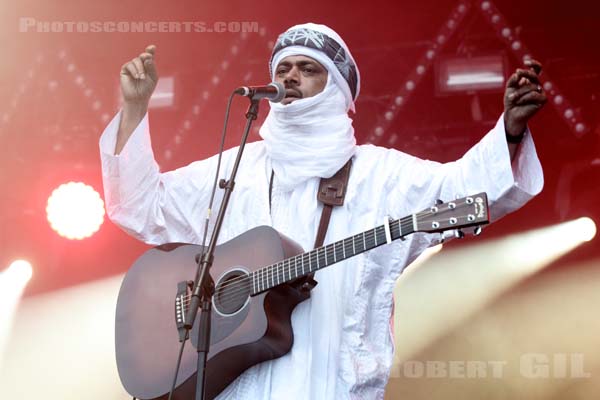 TINARIWEN - 2014-08-24 - SAINT CLOUD - Domaine National - Scene de l'Industrie - 